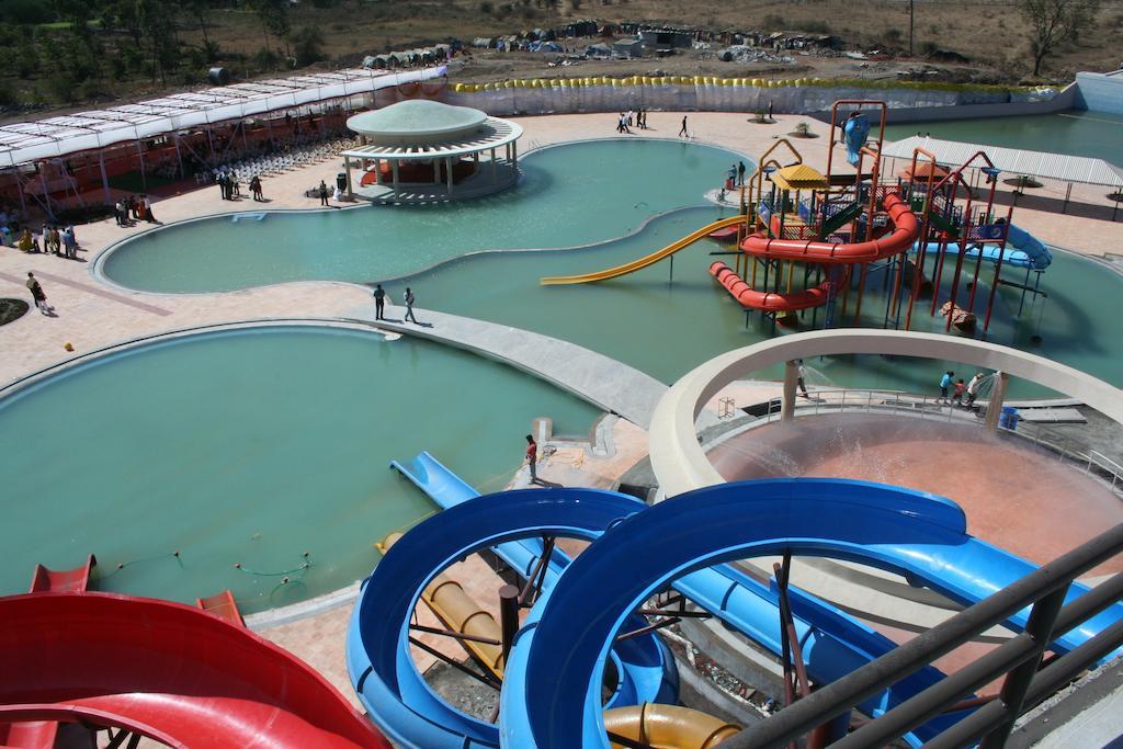 Sentosa Resorts & Water Park Chinchvad 외부 사진